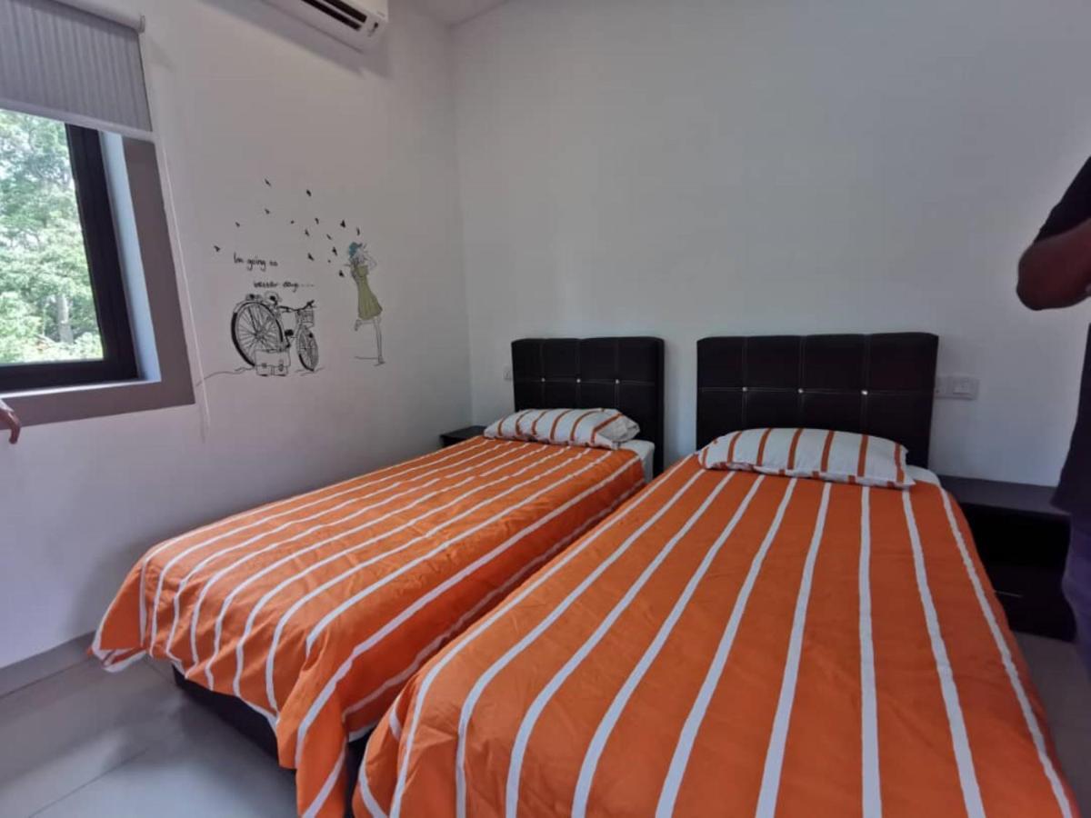 Capital O 90088 Mbp Leisure Resort Batu Pahat Exterior photo